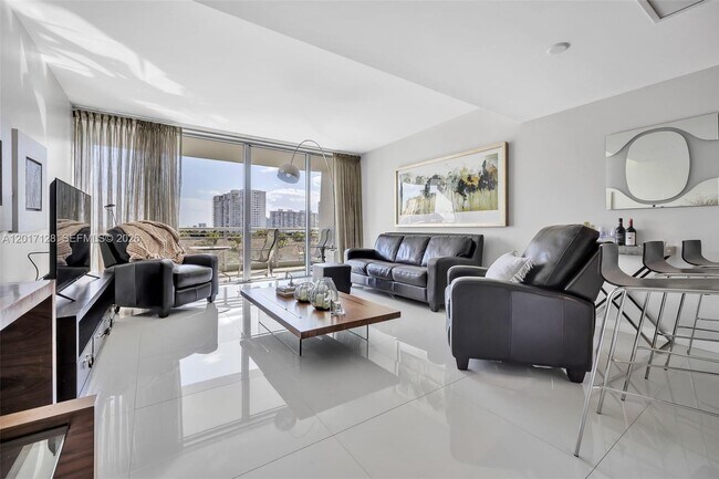 Photo - 2950 NE 188th St Unit 403