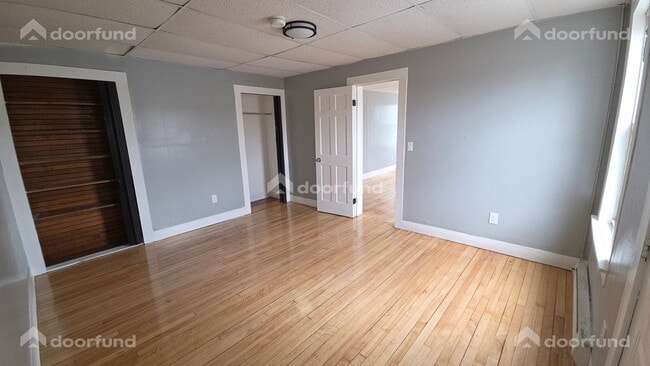 Photo - 224 Main St Unit 8
