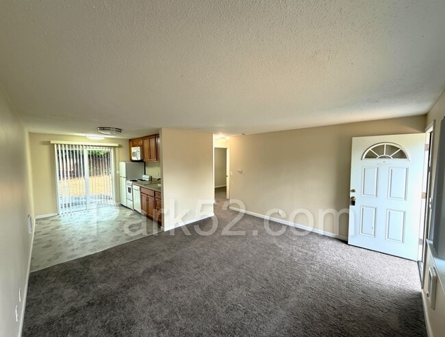 Building Photo - 1709-1709 Garfield St S Unit 1707