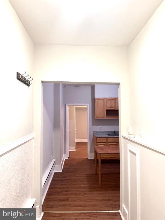Photo - 1813 W Thompson St Unit 2