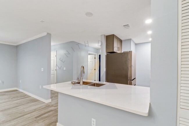 Photo - 50 Pebble Beach Cv Unit L114