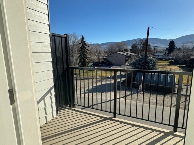 Photo - 320 Mills Rd Unit 14