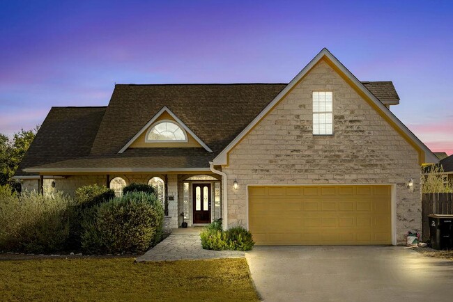 Photo - 11 Elmwood Cir