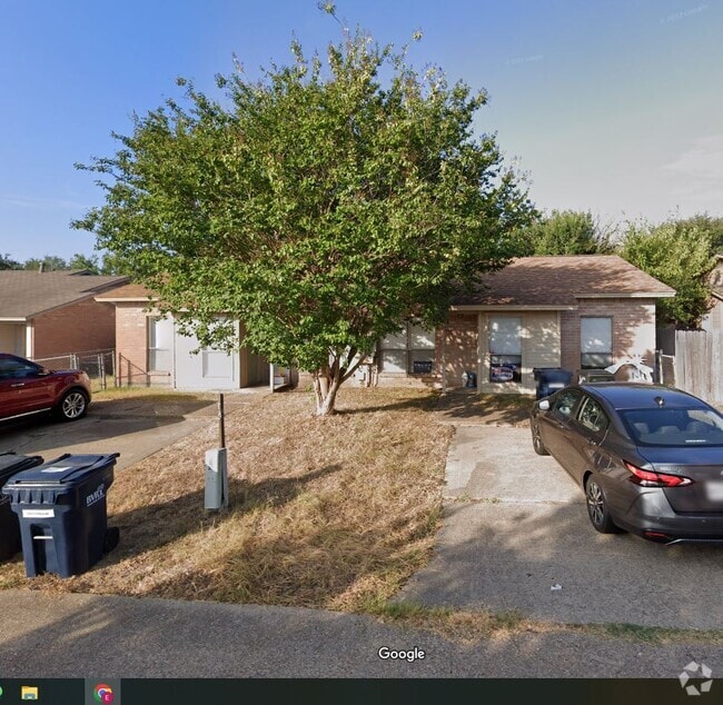 Building Photo - 2507 Cypress Dr Rental