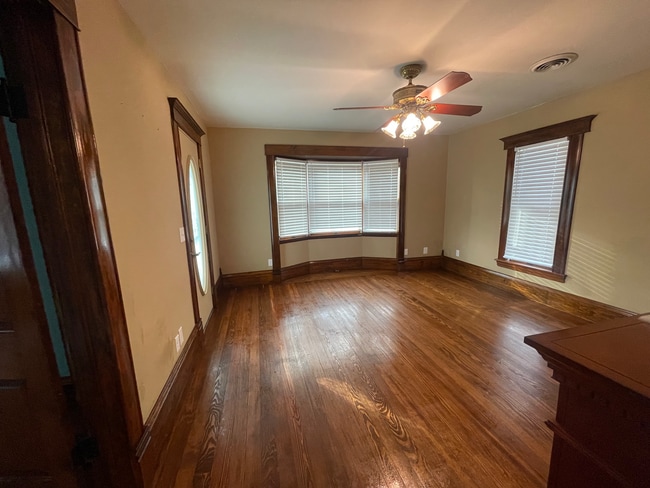 Photo - 322 Chestnut St