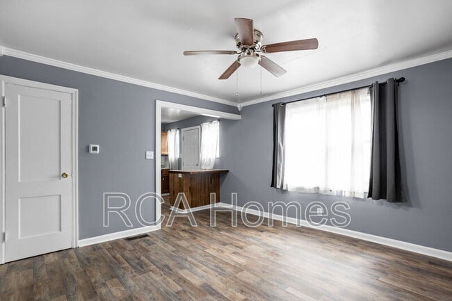 Photo - 4537 Crittenden Ave