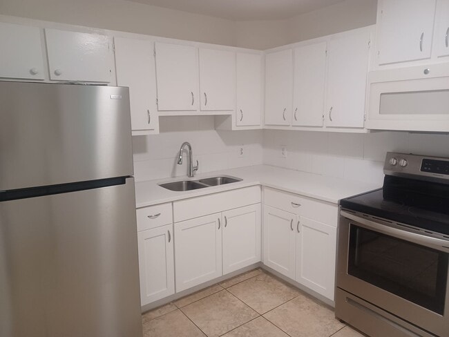 Photo - 4808 Lucaya Dr Unit 4808 Lucaya Dr 3