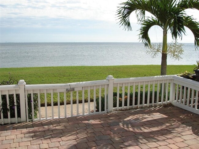 Photo - 5248 Beach Dr SE