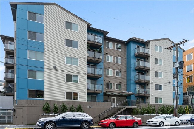 Charming 1 Bed 1 Bath Condo on Capitol Hil... - Charming 1 Bed 1 Bath Condo on Capitol Hil...