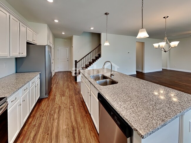 Photo - 316 Bourne St