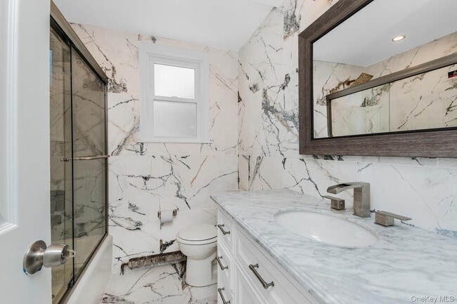 Photo - 2 Bryn Mawr Pl Unidad Gr Level