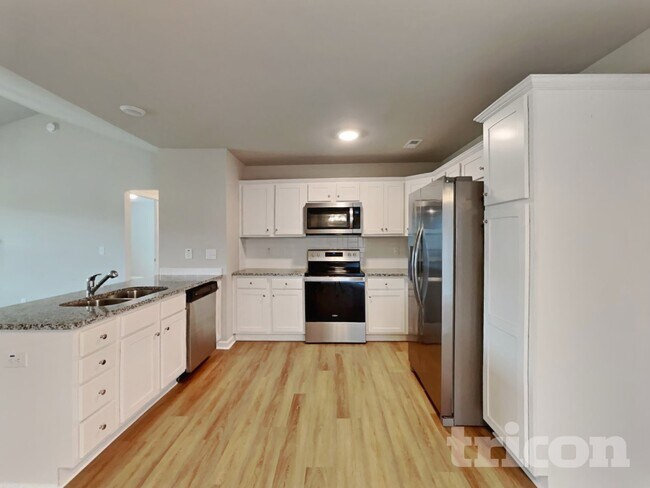 Photo - 58 Monaghan Ct