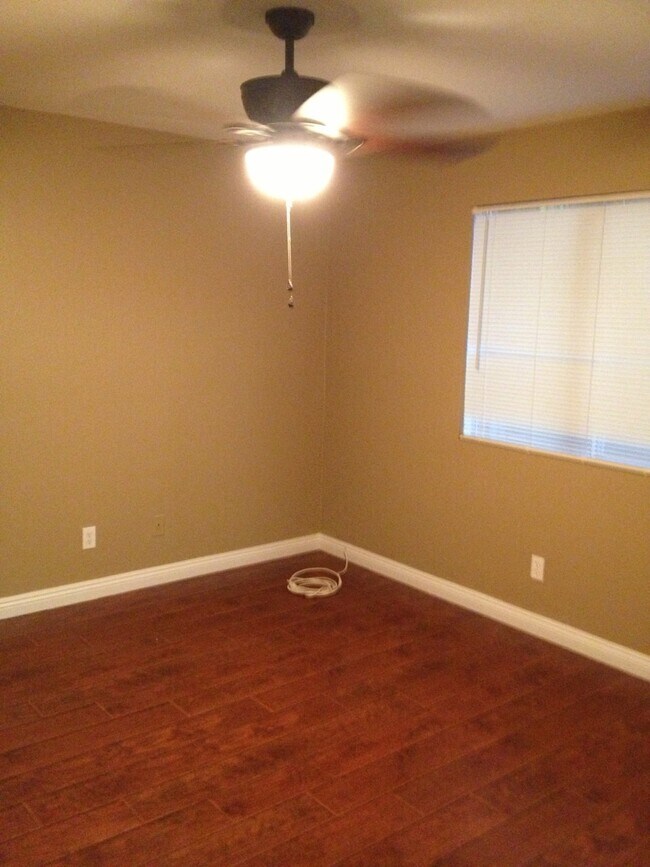 Photo - 1819 Beloit Ave Unidad A