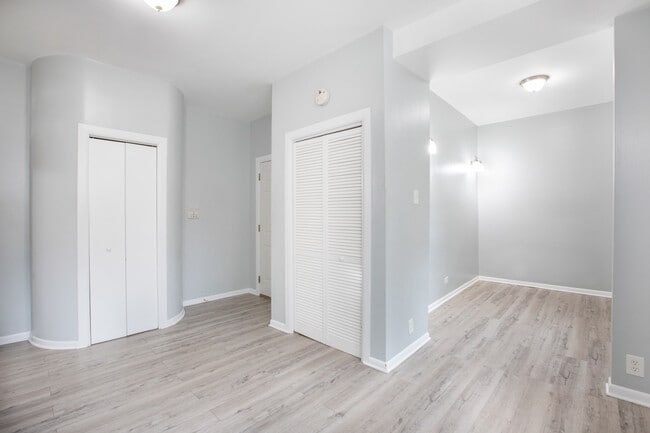 Photo - 1312 S Wabash Ave