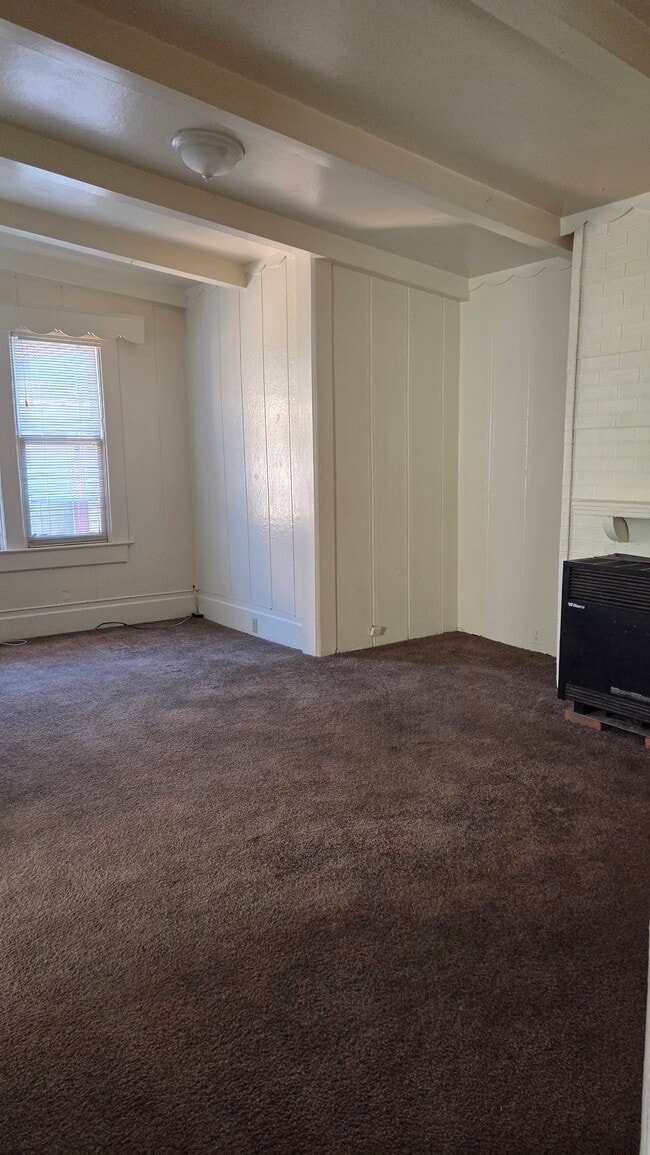 Living room - 2440 12th Ave Unit B