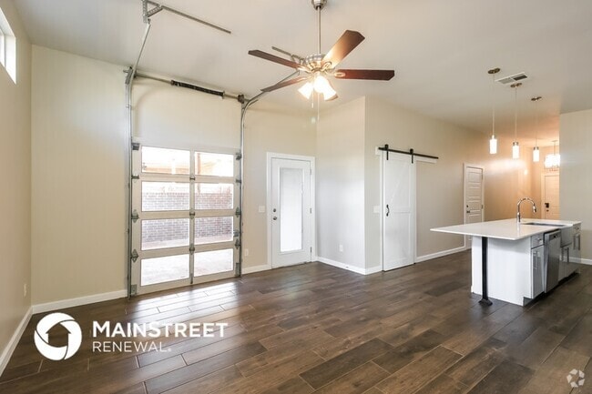 Building Photo - 11215 Paradise Out Ln Rental