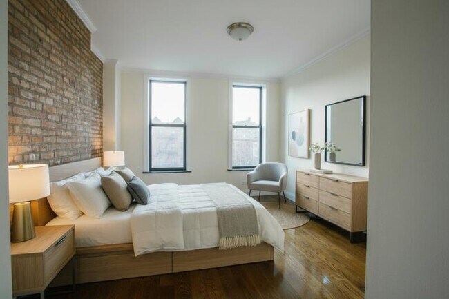 Photo - 70 W 128th St Unidad 4D