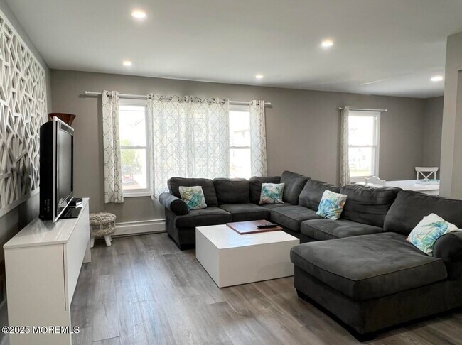 61-63-63 K St