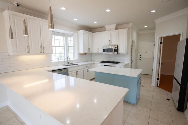 Photo - 10108 Spicewood Mesa