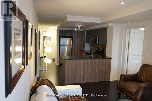 Photo - 11 St Joseph St Unité 1801