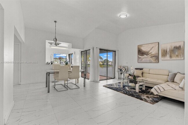 Photo - 1211 S Independence Dr Unit 1211A