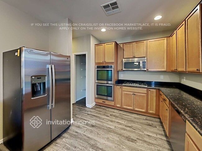 Photo - 7912 Point Oaks Ct