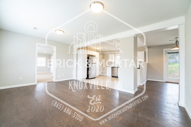 Photo - 837 Teffeteller Ln