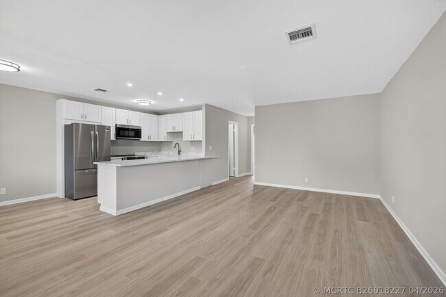 42 Easthampton B