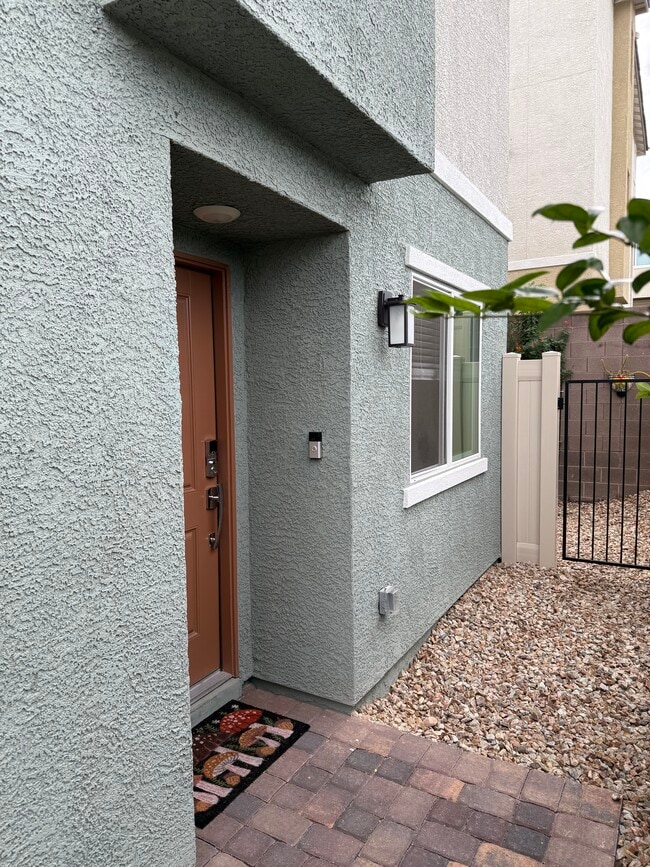 Photo - 6831 Truffle Gray St