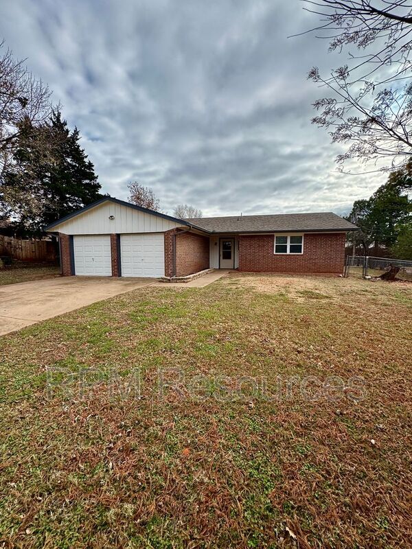 Photo - 440 E Carson Ln