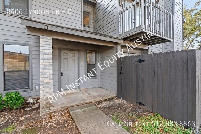 Building Photo - Charming 2 bedroom, 1.5 bath, two-story ap... Unit D Rental