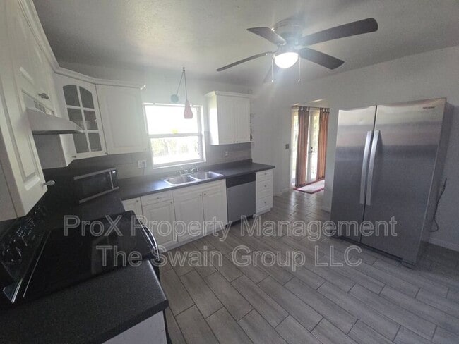 Photo - 1707 Staunton Ave