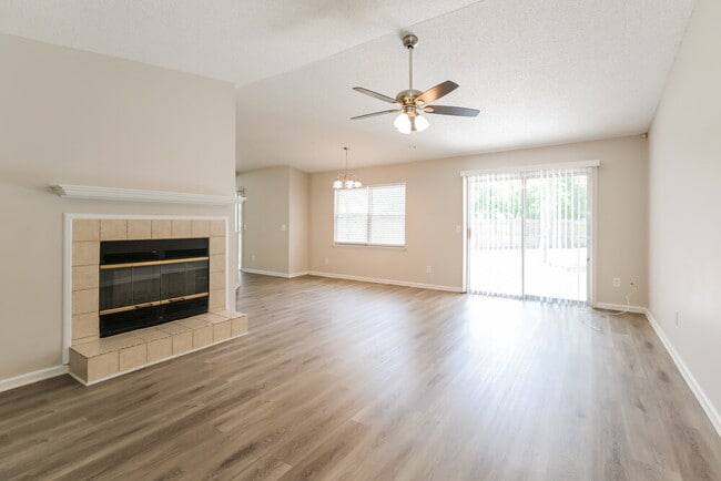Photo - 11846 Marabou Ct N