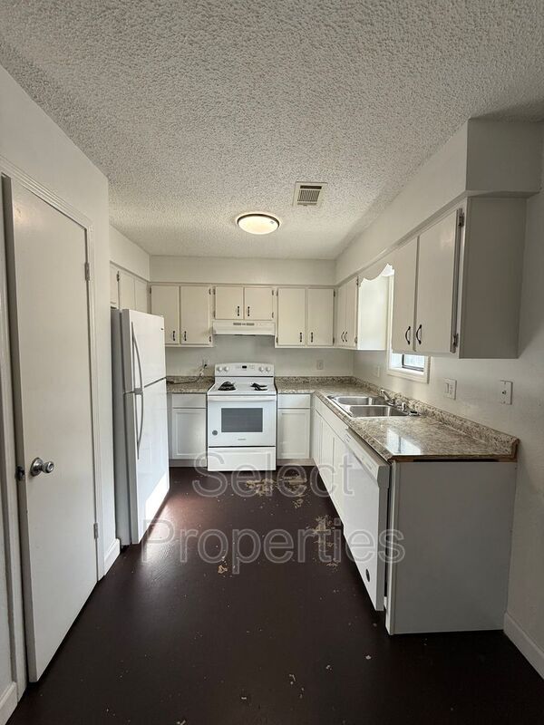 Photo - 1618 W Matthews Ave Unit B