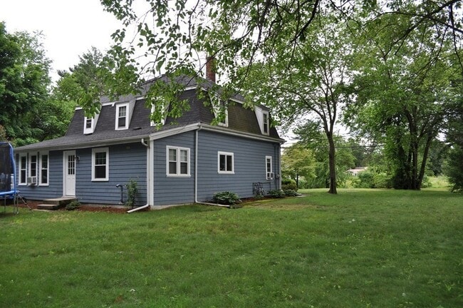 Photo - 84 Lake Rd Unit 2