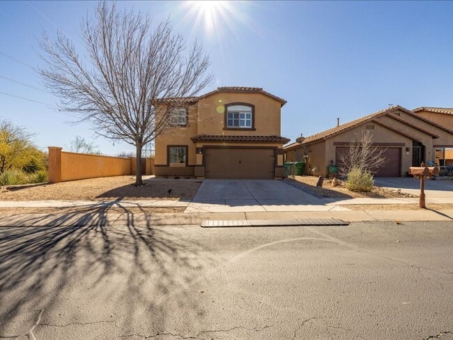 Building Photo - 4 Bedroom, 2.5 Bathroom