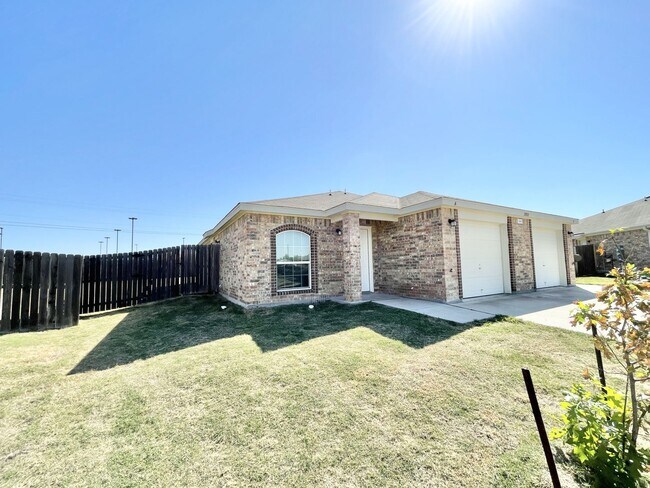 Building Photo - 3709 John Chisholm Loop