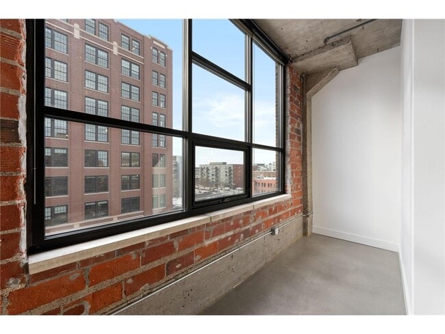 Photo - 718 N Washington Ave Unit 502