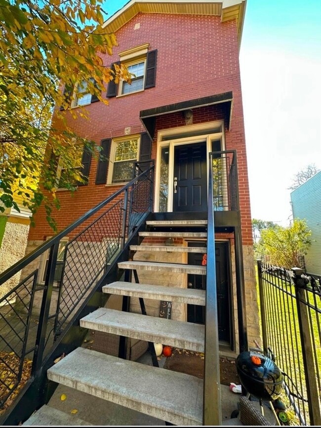 Photo - 2807 W Jackson Blvd Unidad 2