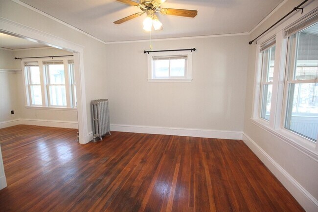 Photo - 63 Foster St