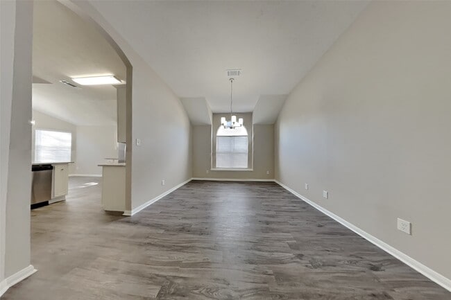 Photo - 25818 Elmley Pl