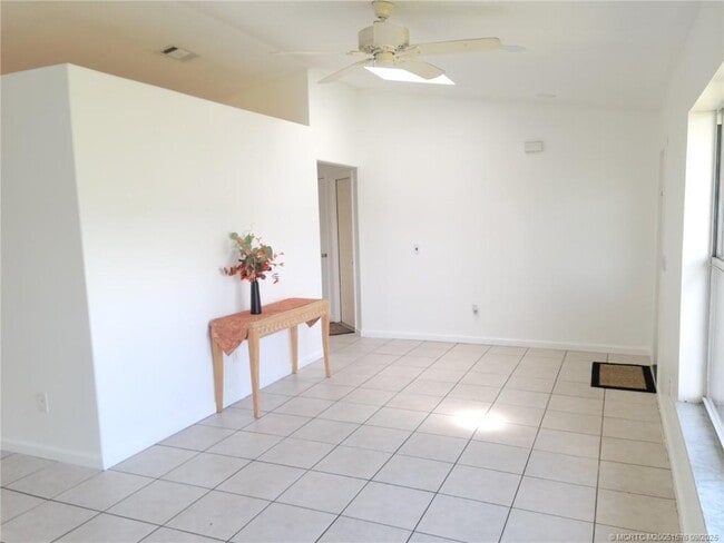 Photo - 3873 SW La Fleur St