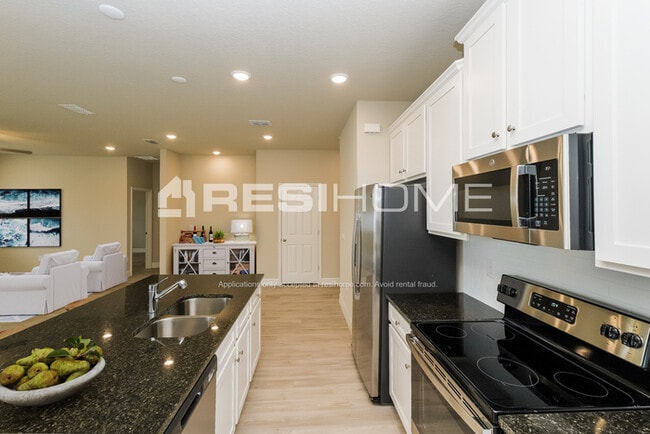 Photo - 1604 Diane St