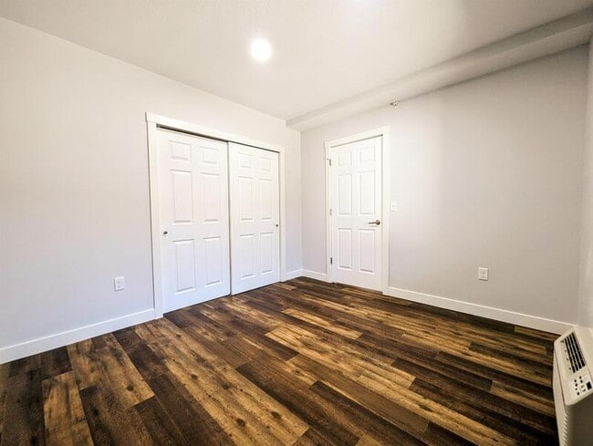 Photo - 413 Jefferson St