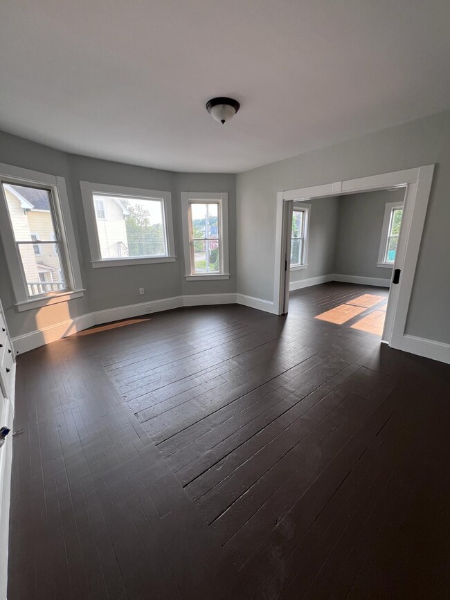 Photo - 118 Riddle St Unit #2