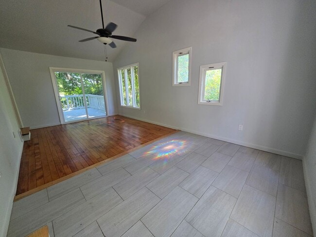 102 Barbara Dr