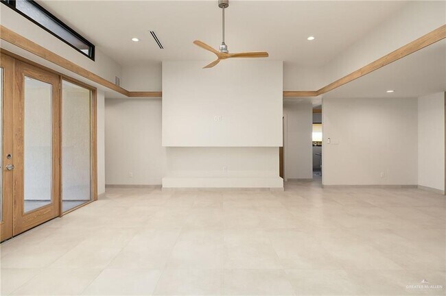 Photo - 24 Zenker Ave