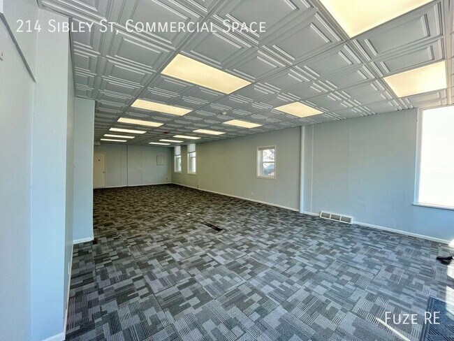 Photo - 214 Sibley St