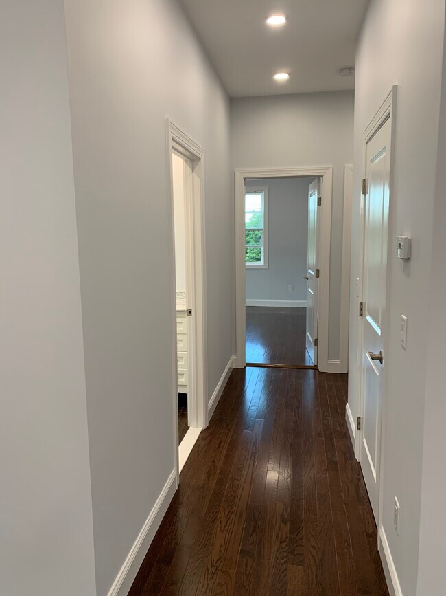 Photo - 255 Fairview Ave Unit 255