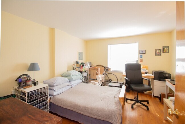 Photo - 79 Chestnut St